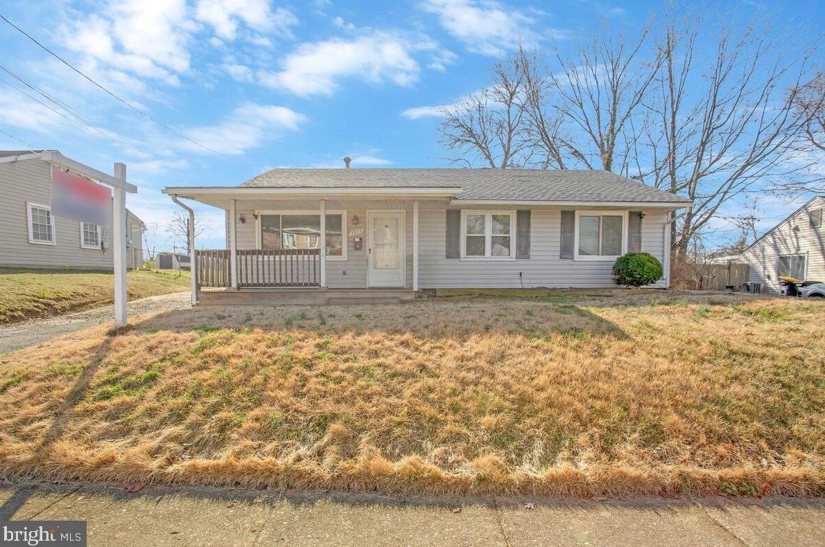 1013 Wilmette Dr, Oxon Hill, MD 20745-2147