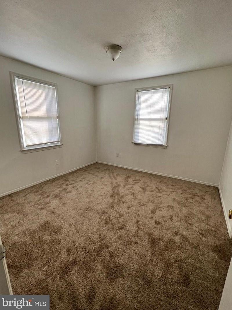 610 Fernleaf Ave, Capitol Heights MD  20743-6002 exterior