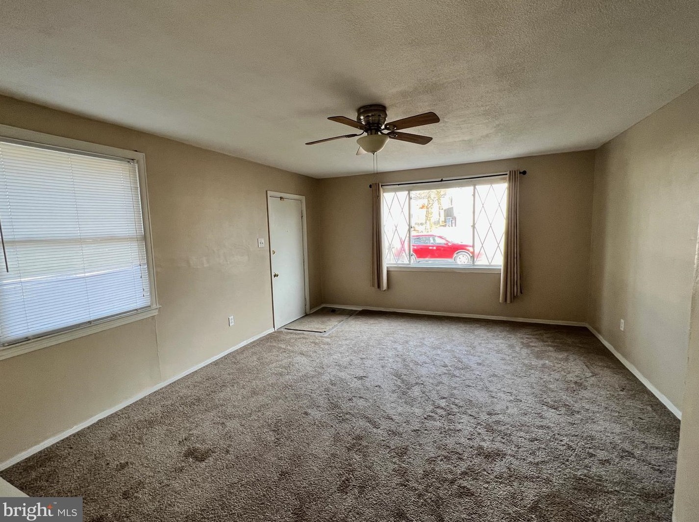 610 Fernleaf Ave, Capitol Heights MD  20743-6002 exterior