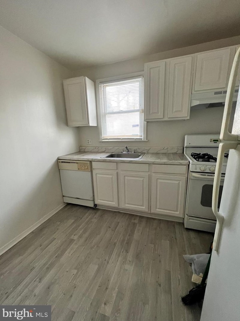 610 Fernleaf Ave, Capitol Heights MD  20743-6002 exterior