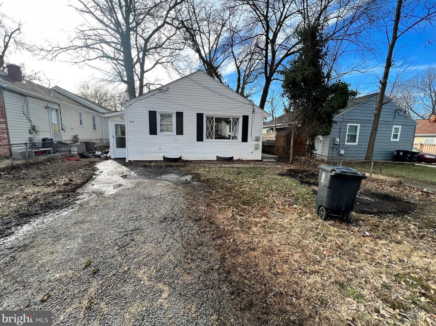 610 Fernleaf Ave, Capitol Heights MD  20743-6002 exterior