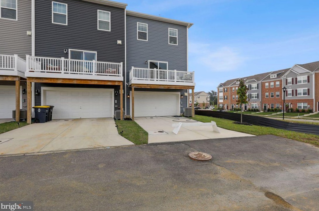 8772 Mimosa Ave, Clinton MD  20735-2647 exterior