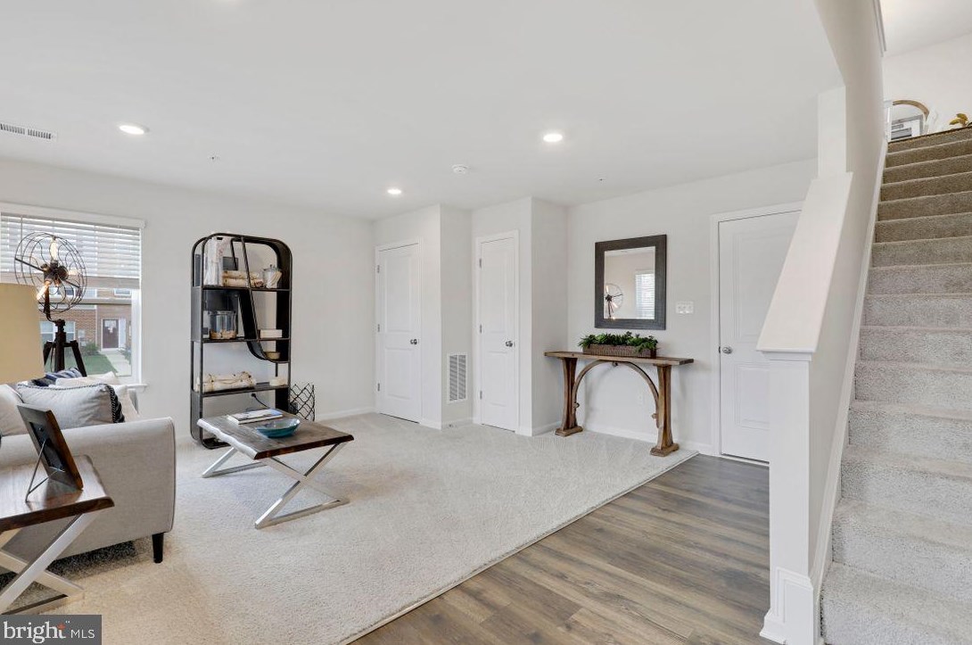 8772 Mimosa Ave, Clinton MD  20735-2647 exterior