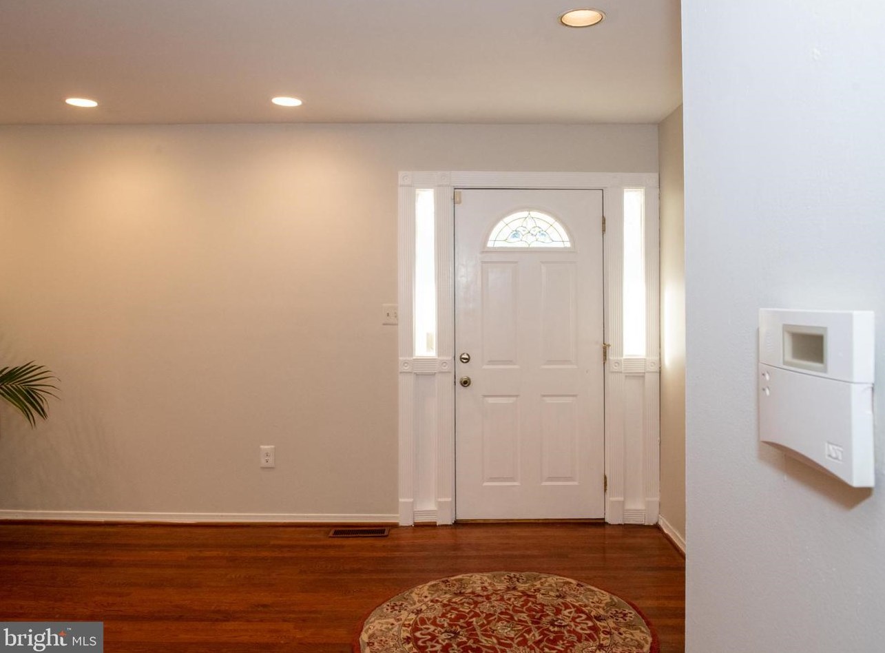 7514 Abbington Dr, Oxon Hill MD  20745-1511 exterior
