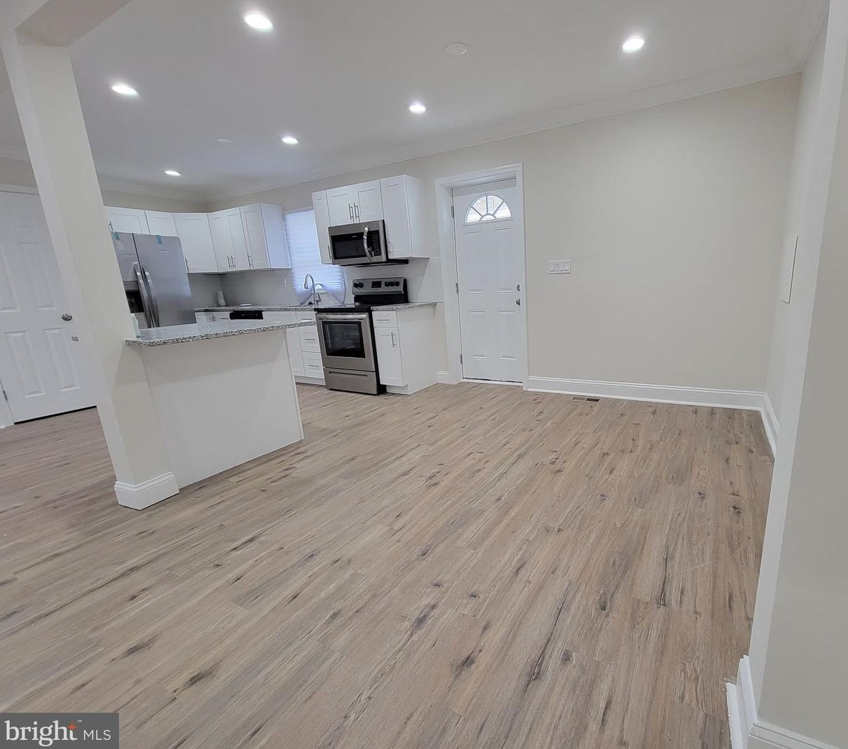 5629 Southern Ave, Capitol Heights MD  20743-2880 exterior