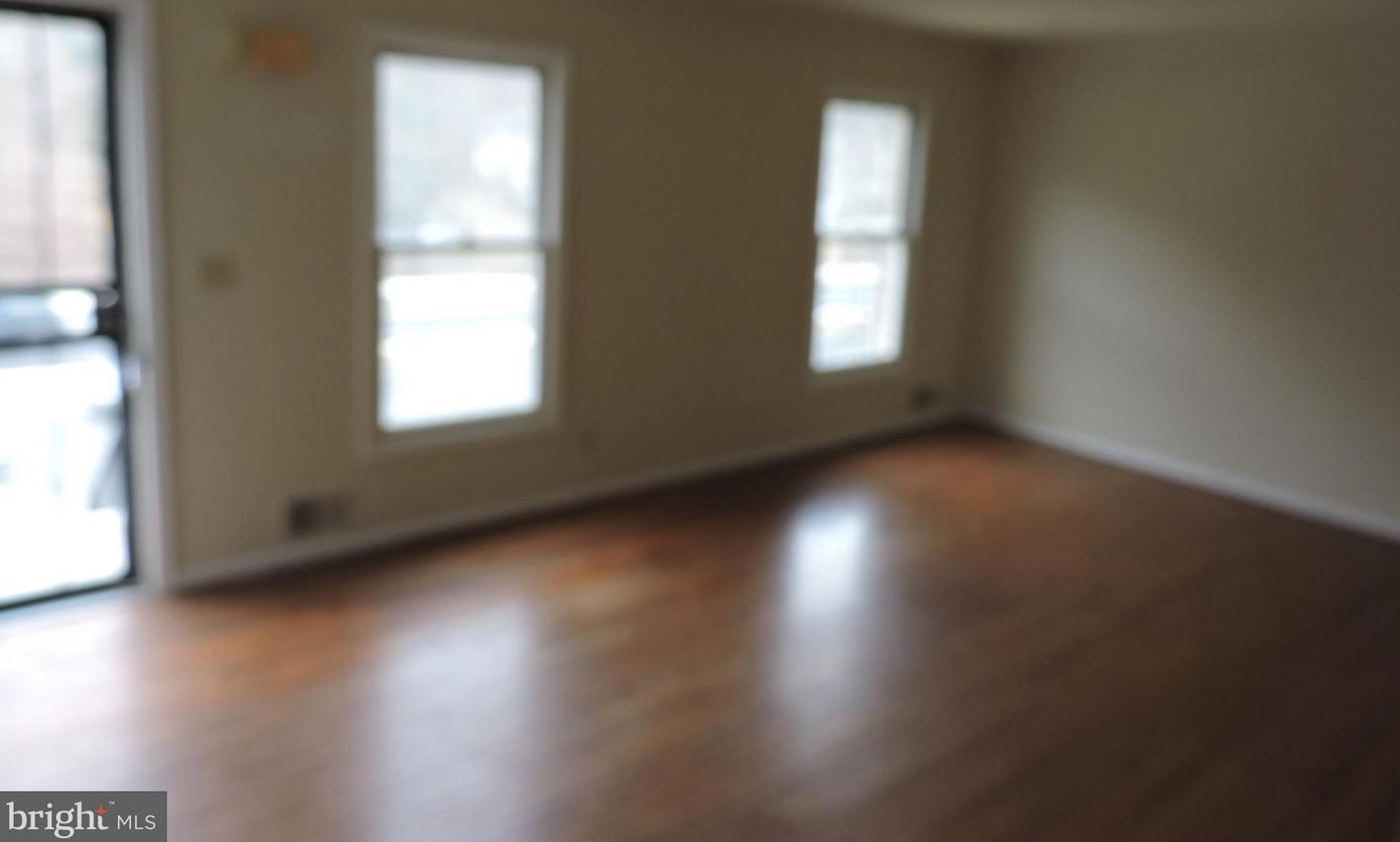 2230 Shadyside Ave, Suitland, MD 20746
