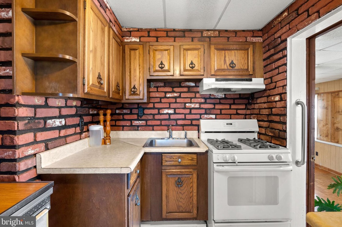 1107 Farmingdale Ave, Capitol Heights MD  20743-1214 exterior