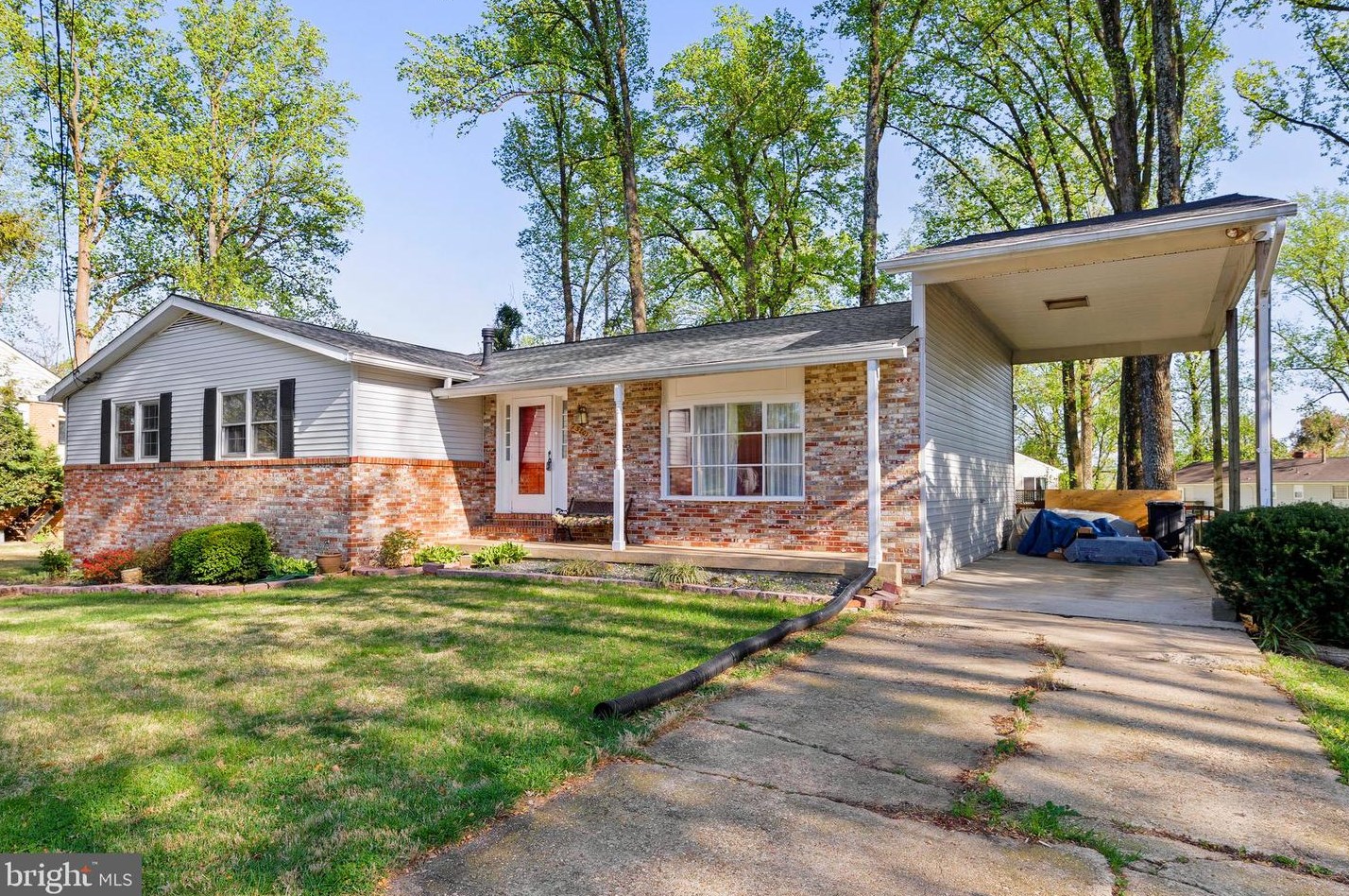 5801 Sir Galahad Rd, Glenn Dale, MD 20769-8924