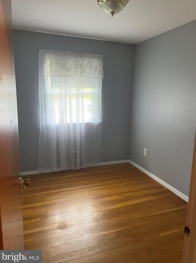 6722 Terra Alta Dr, Lanham, MD 20706
