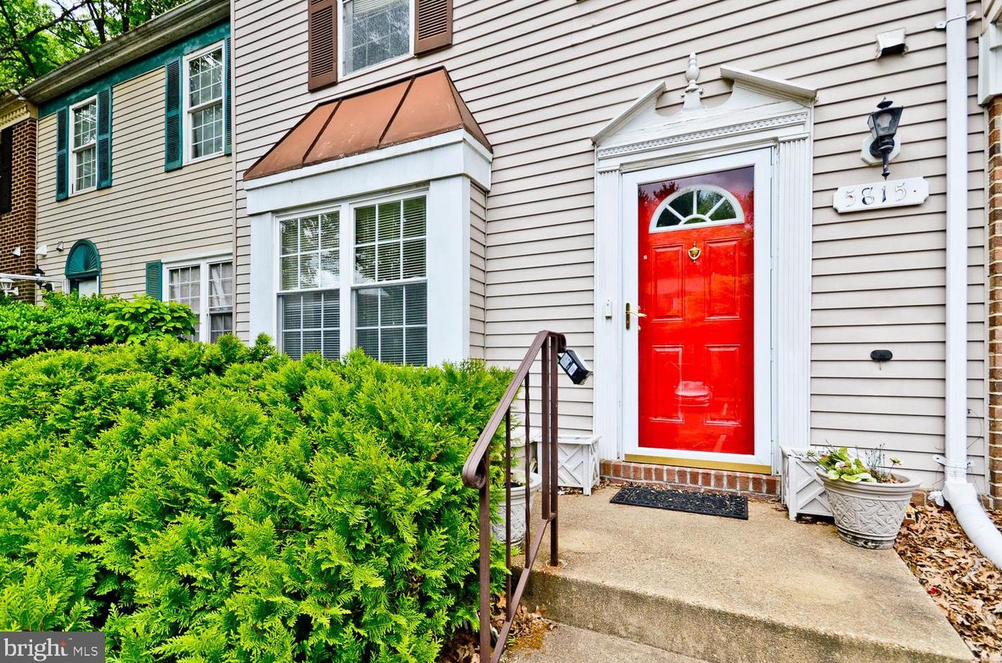 5815 Folgate Ct, Capitol Heights MD  20743-4241 exterior