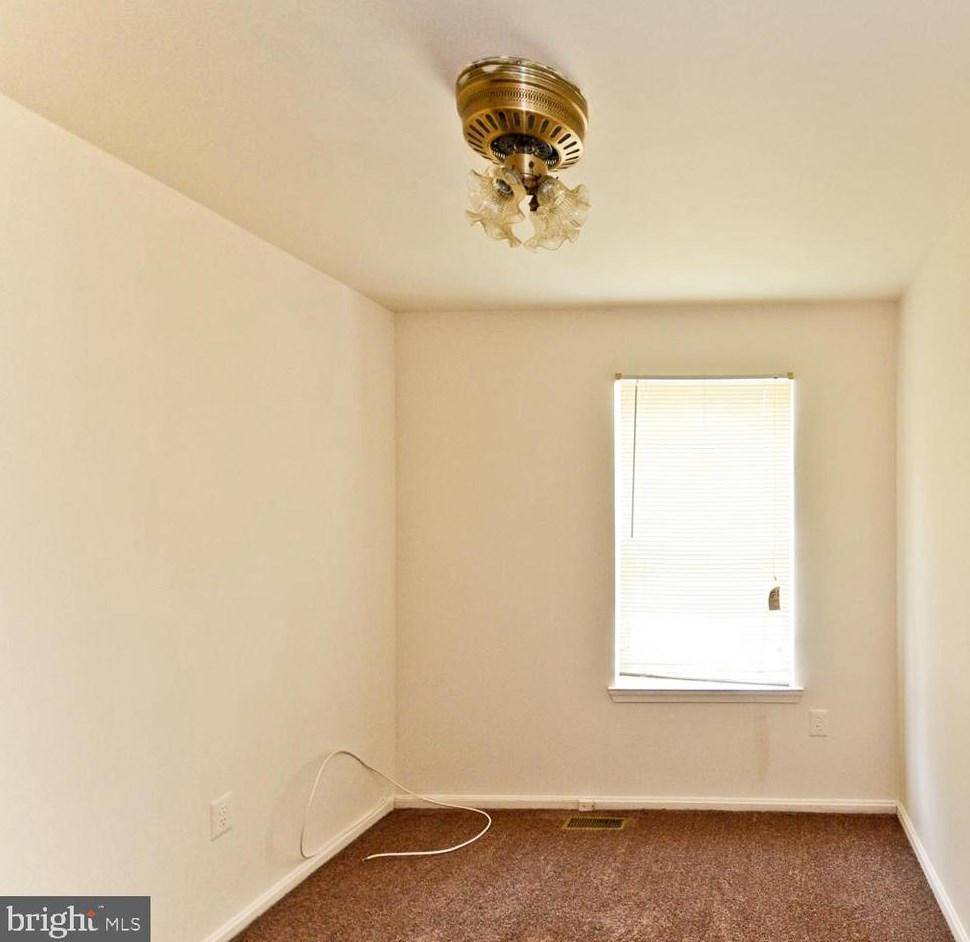 5815 Folgate Ct, Capitol Heights MD  20743-4241 exterior