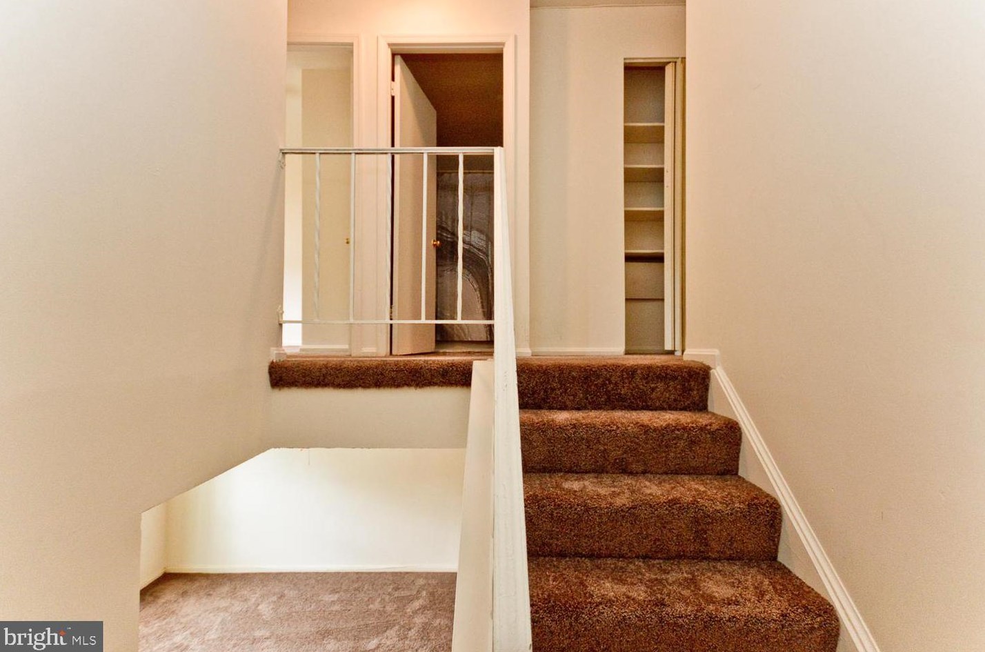 5815 Folgate Ct, Capitol Heights MD  20743-4241 exterior