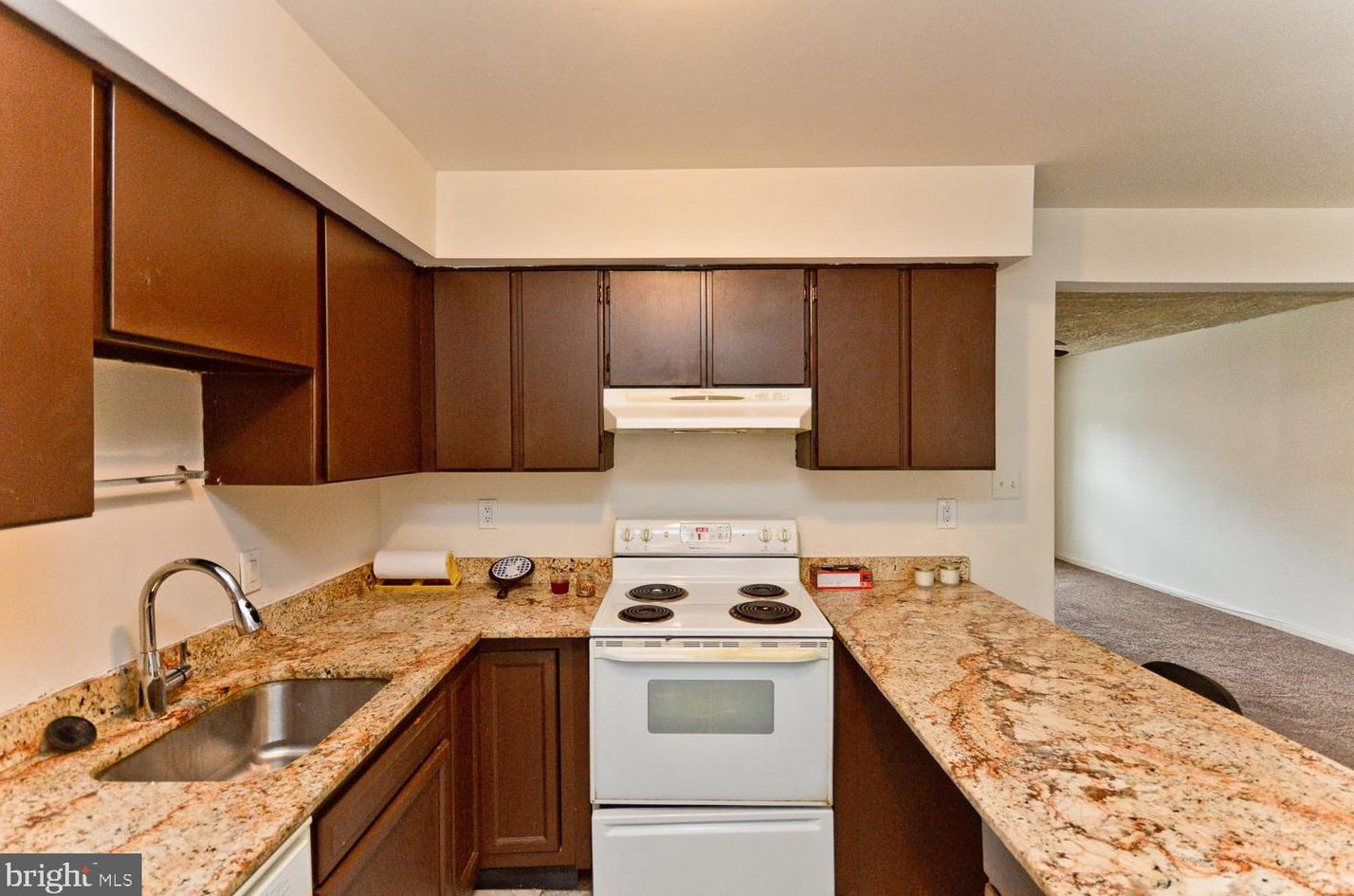 5815 Folgate Ct, Capitol Heights MD  20743-4241 exterior