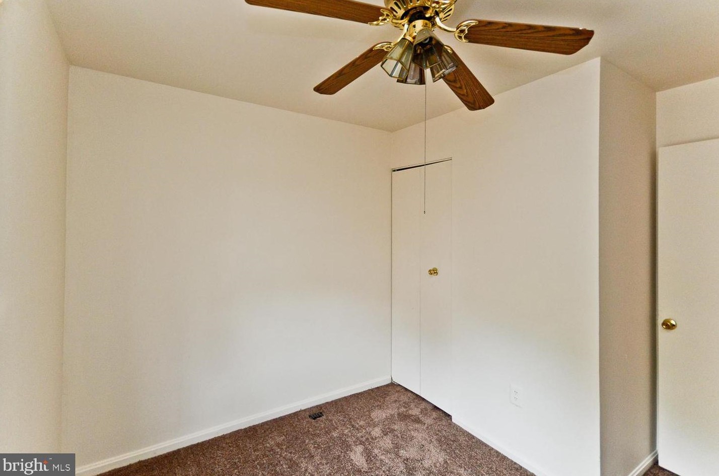 5815 Folgate Ct, Capitol Heights MD  20743-4241 exterior