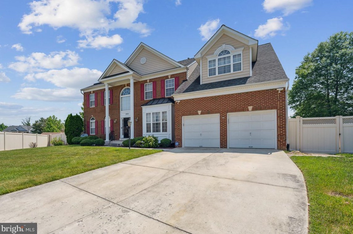 10910 Hackberry Ct, Clinton, MD 20735-4092