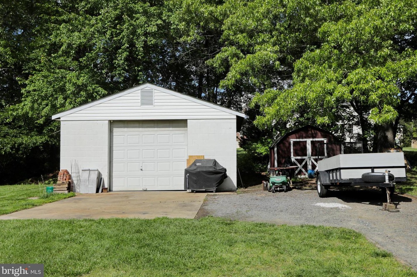 16508 Rolling Tree Rd, Accokeek, MD 20607