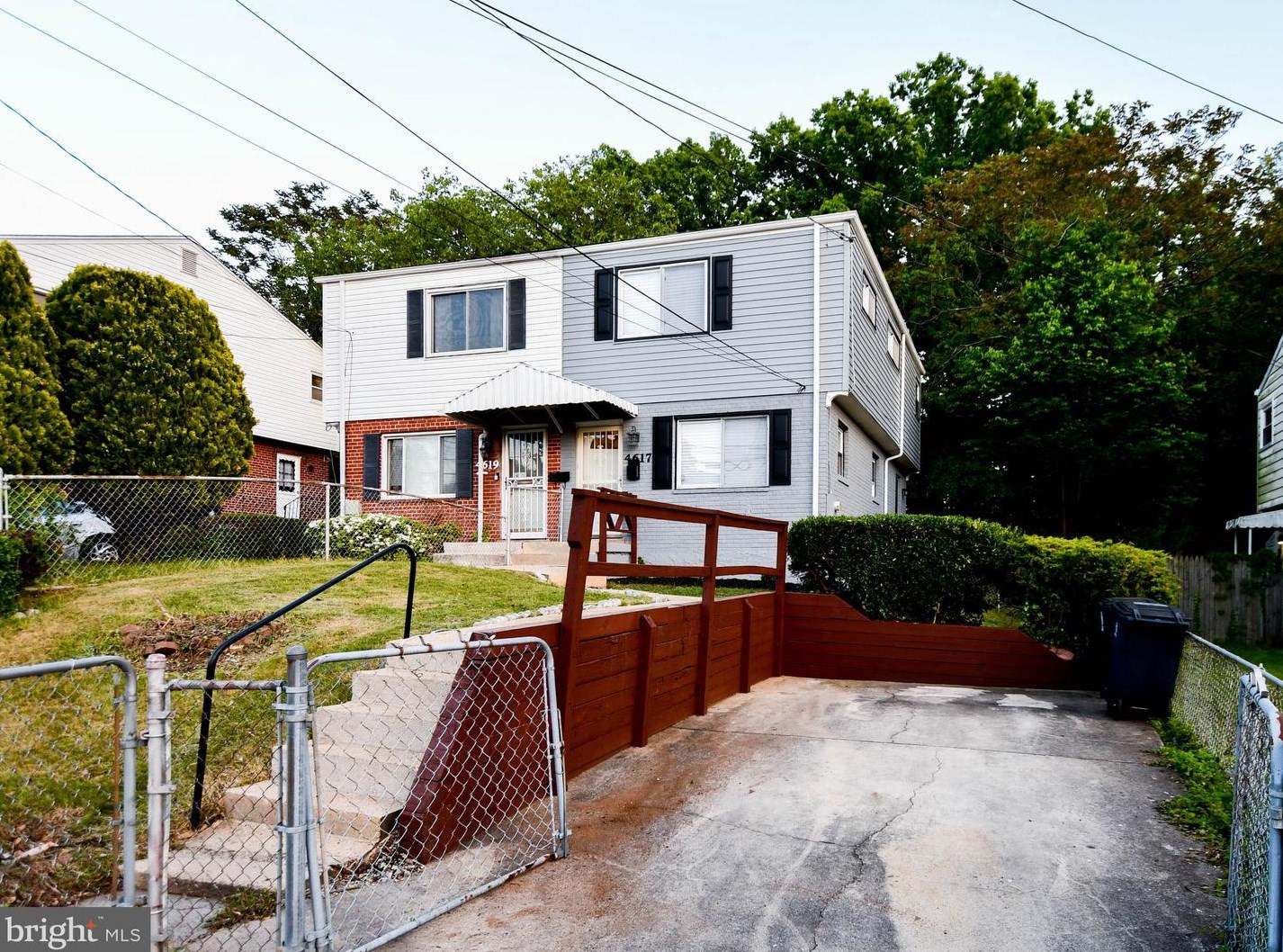 4617 Brookfield Dr, Suitland, MD 20746