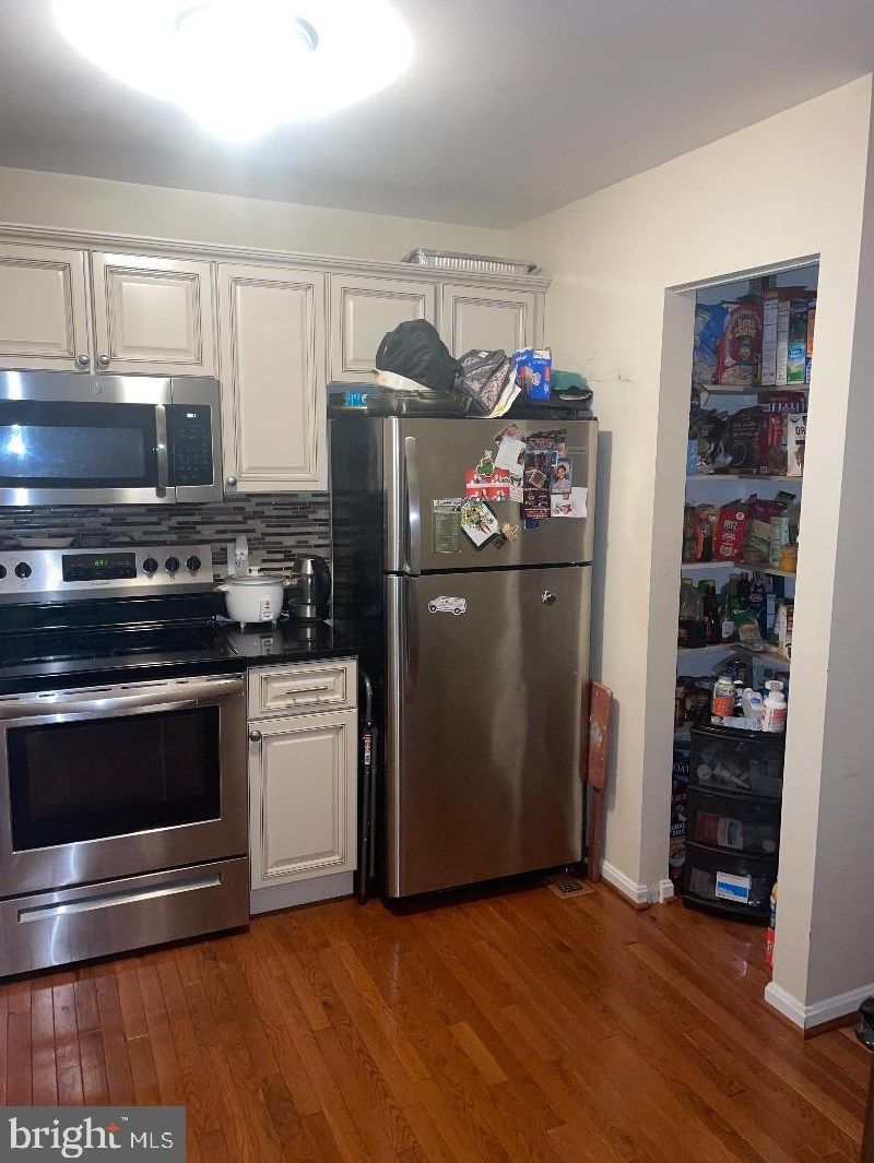 1109 Adeline Way, Capitol Heights, MD 20743-4209