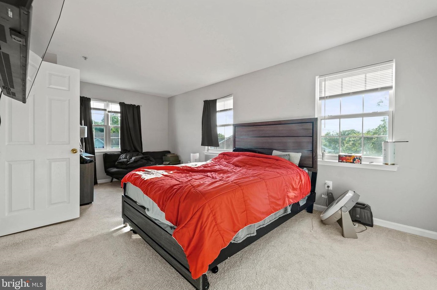 4807 Cowslip Ct, Oxon Hill MD  20745-3406 exterior