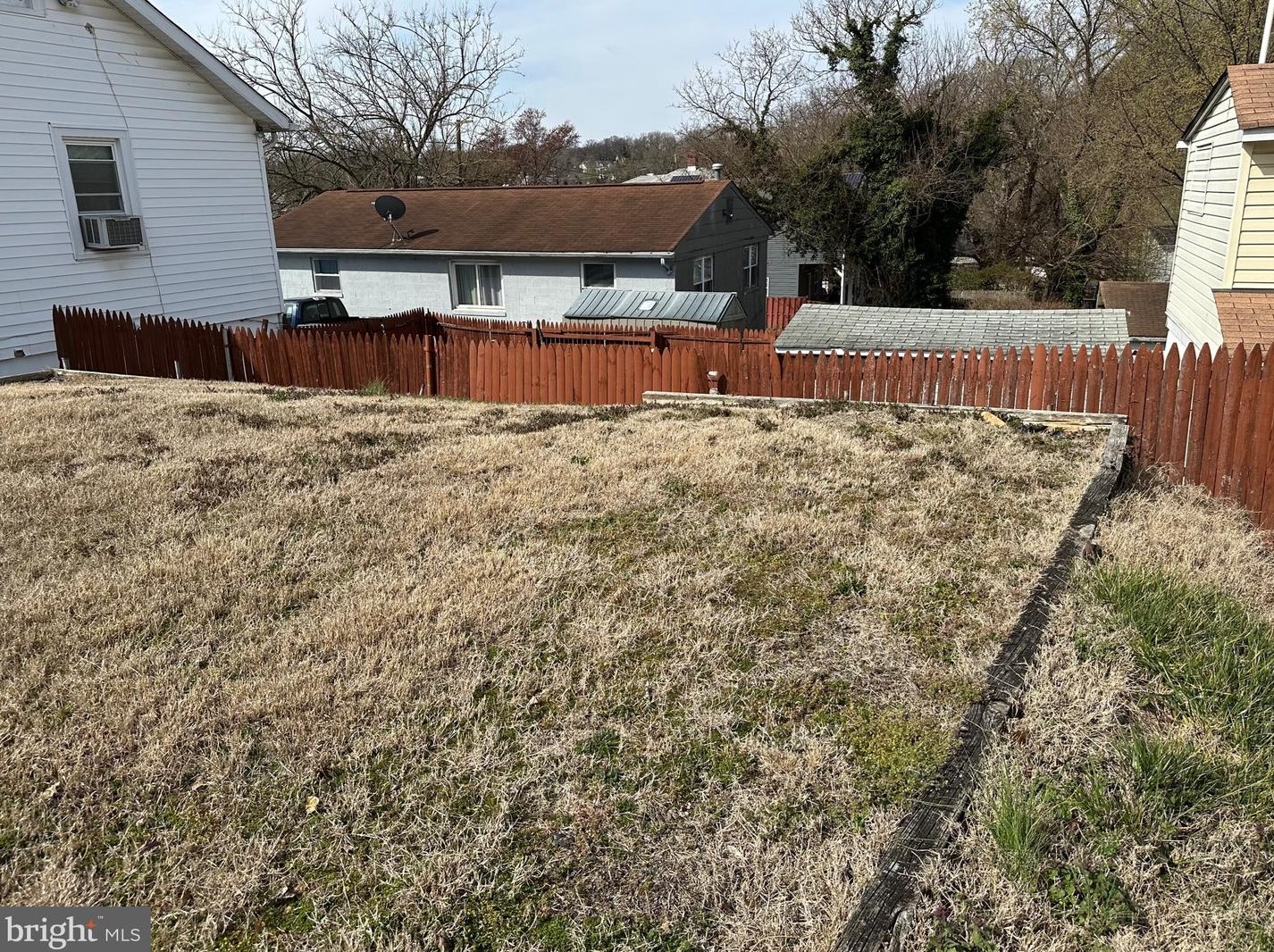 5414 Brenner St, Capitol Heights MD  20743-6212 exterior