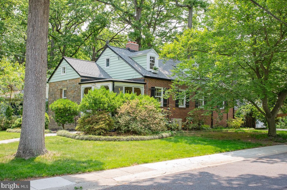 4701 Amherst Rd, College Park, MD 20740