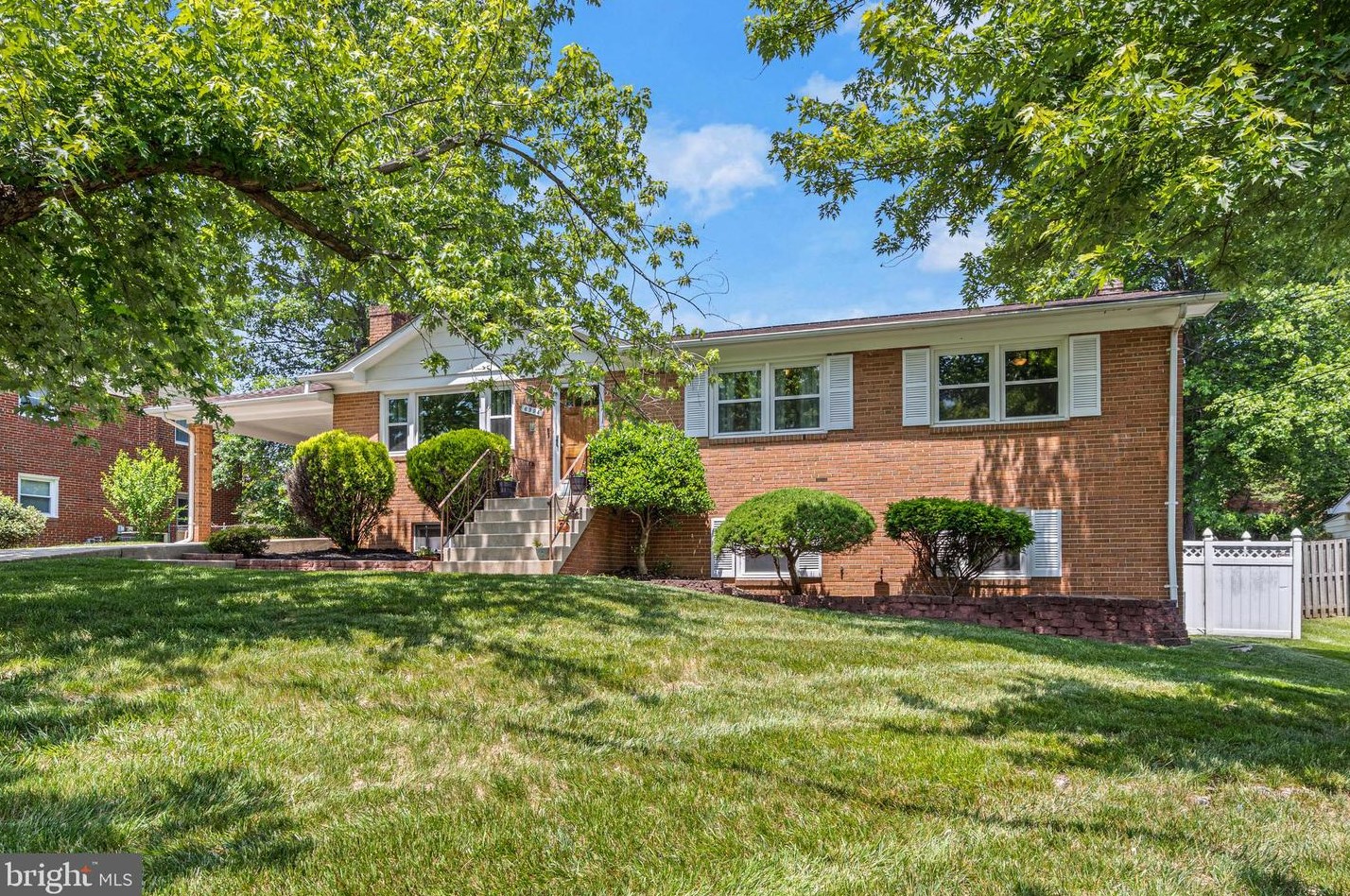 6904 Northgate Pkwy, Clinton, MD 20735-4057