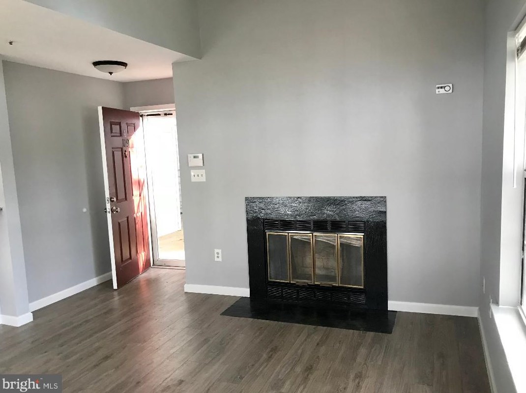 14042 Vista Dr #109, Laurel, MD 20707