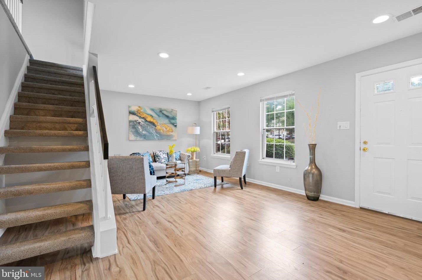 6902 Storch Cir, Lanham, MD 20706-2177