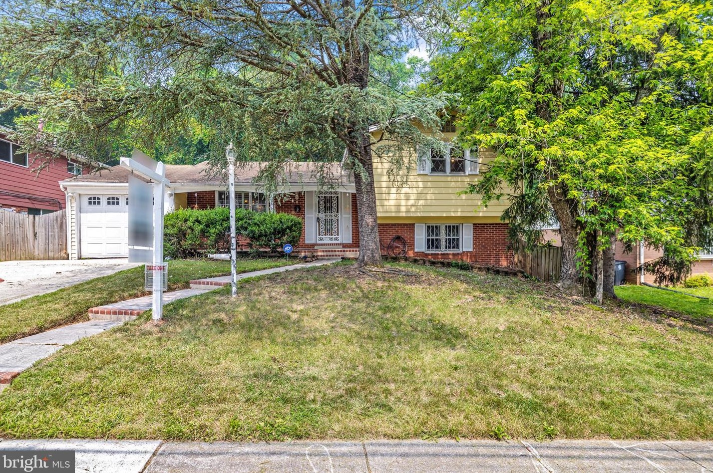 6846 Nashville Rd, Lanham, MD 20706-3742