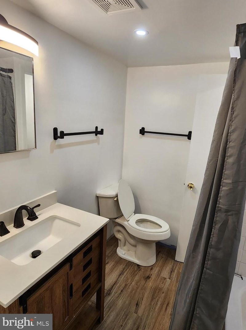 9507 Dalmatia Dr, Clinton MD  20735-4404 exterior