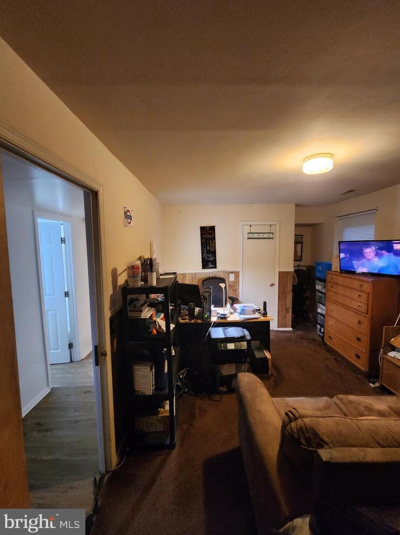 9507 Dalmatia Dr, Clinton MD  20735-4404 exterior