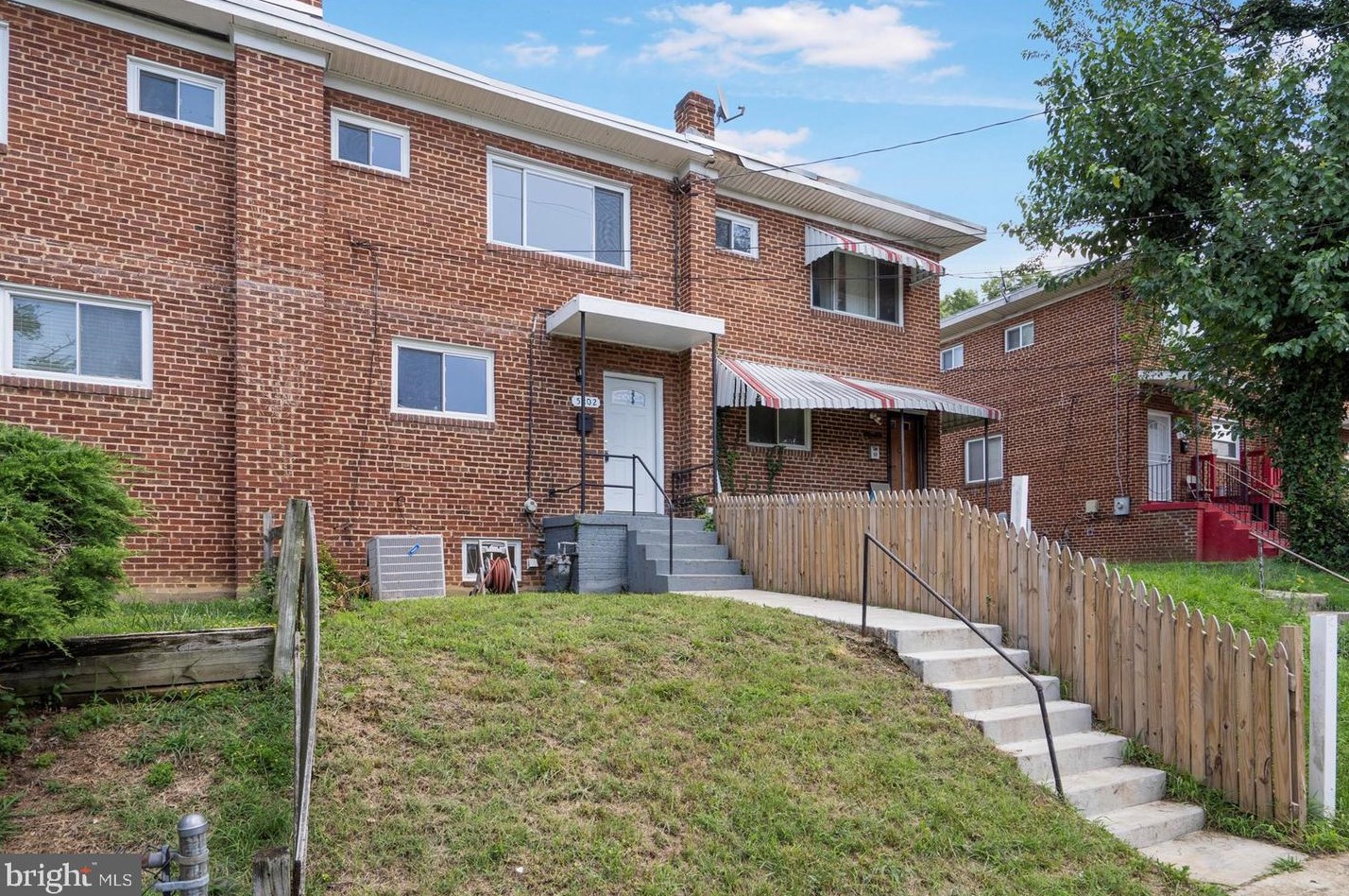 5202 Leverett St, Oxon Hill MD  20745-2032 exterior