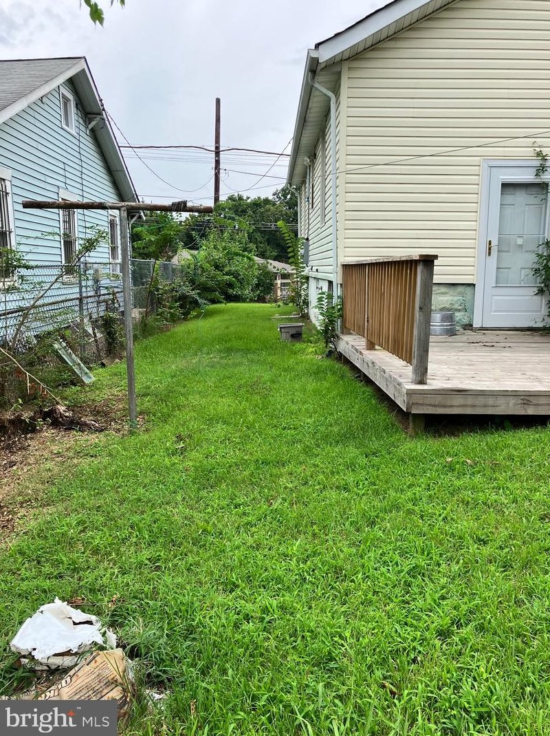 1105 Eastern Ave, Capitol Heights MD  20743-1123 exterior