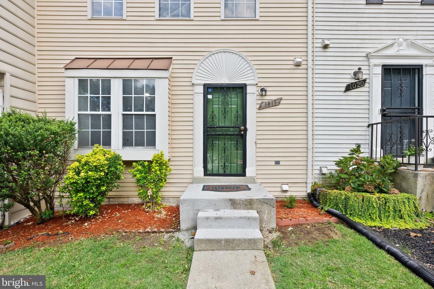 1018 Mornington Pl, Capitol Heights, MD 20743-3053