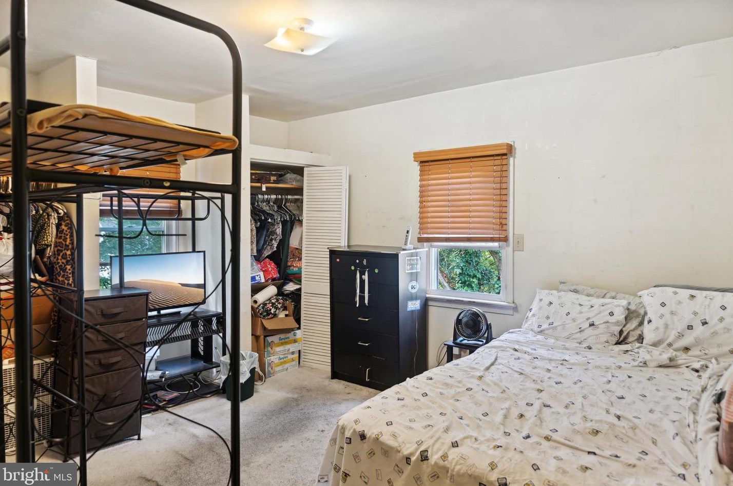 907 Rollins Ave, Capitol Heights MD 20743-3108 exterior