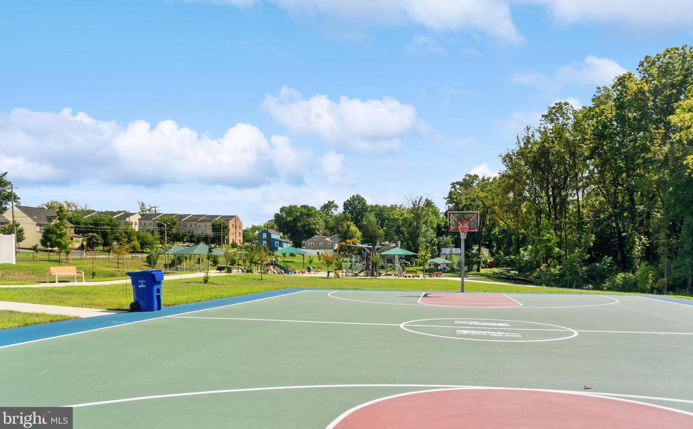 907 Rollins Ave, Capitol Heights MD 20743-3108 exterior