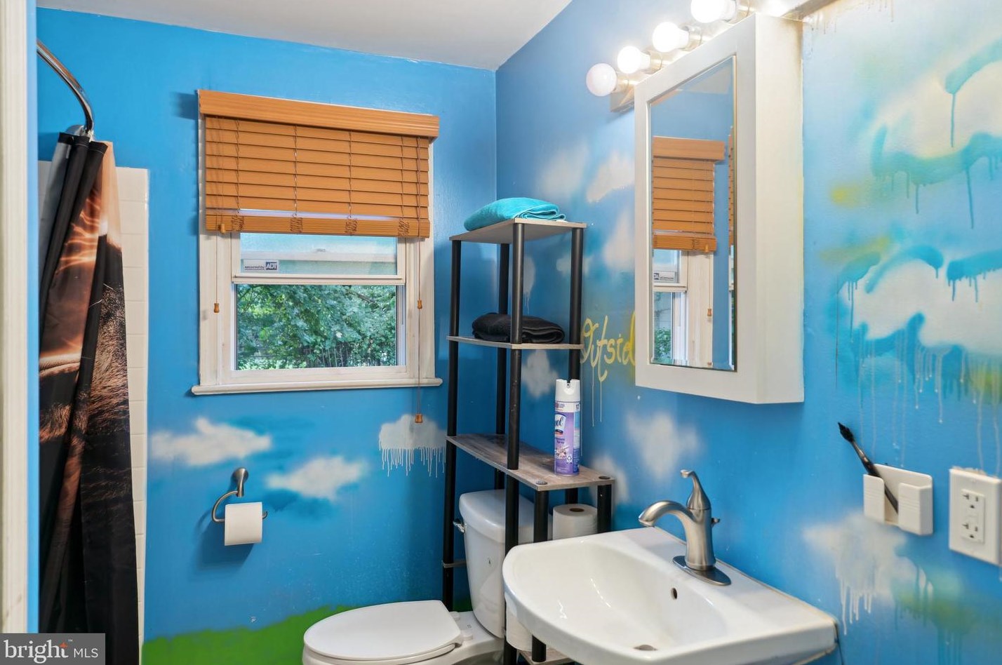 907 Rollins Ave, Capitol Heights MD 20743-3108 exterior