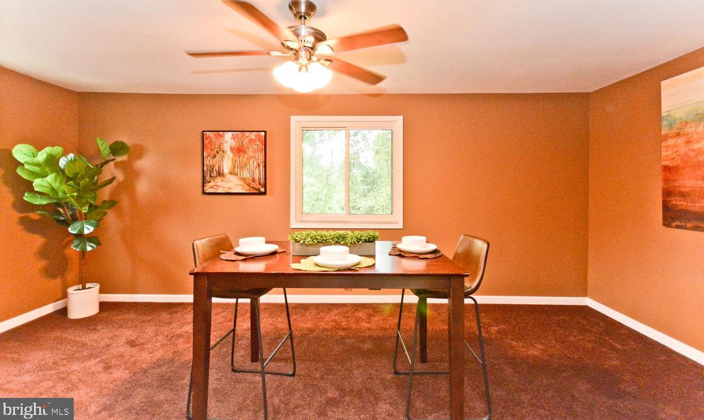 6904 Drylog St, Capitol Heights MD  20743-2403 exterior