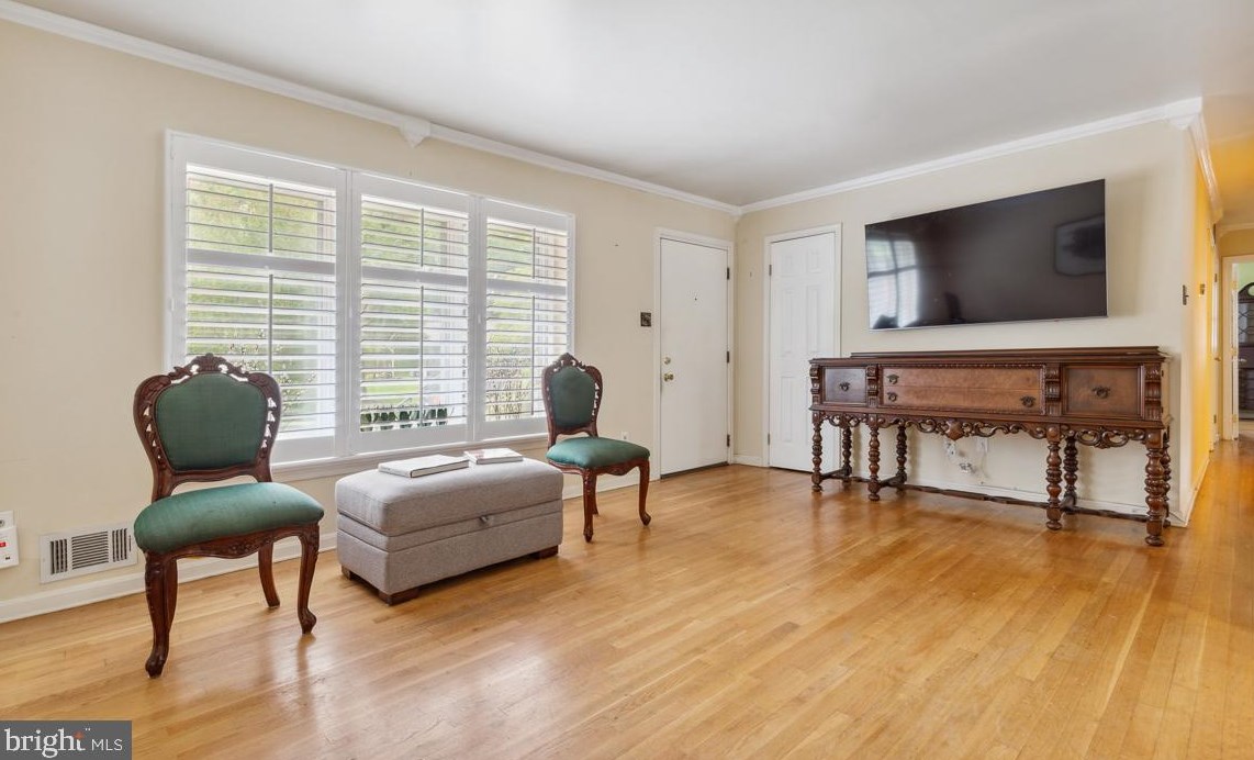 7916 Beechnut Rd, Capitol Heights MD  20743-4732 exterior