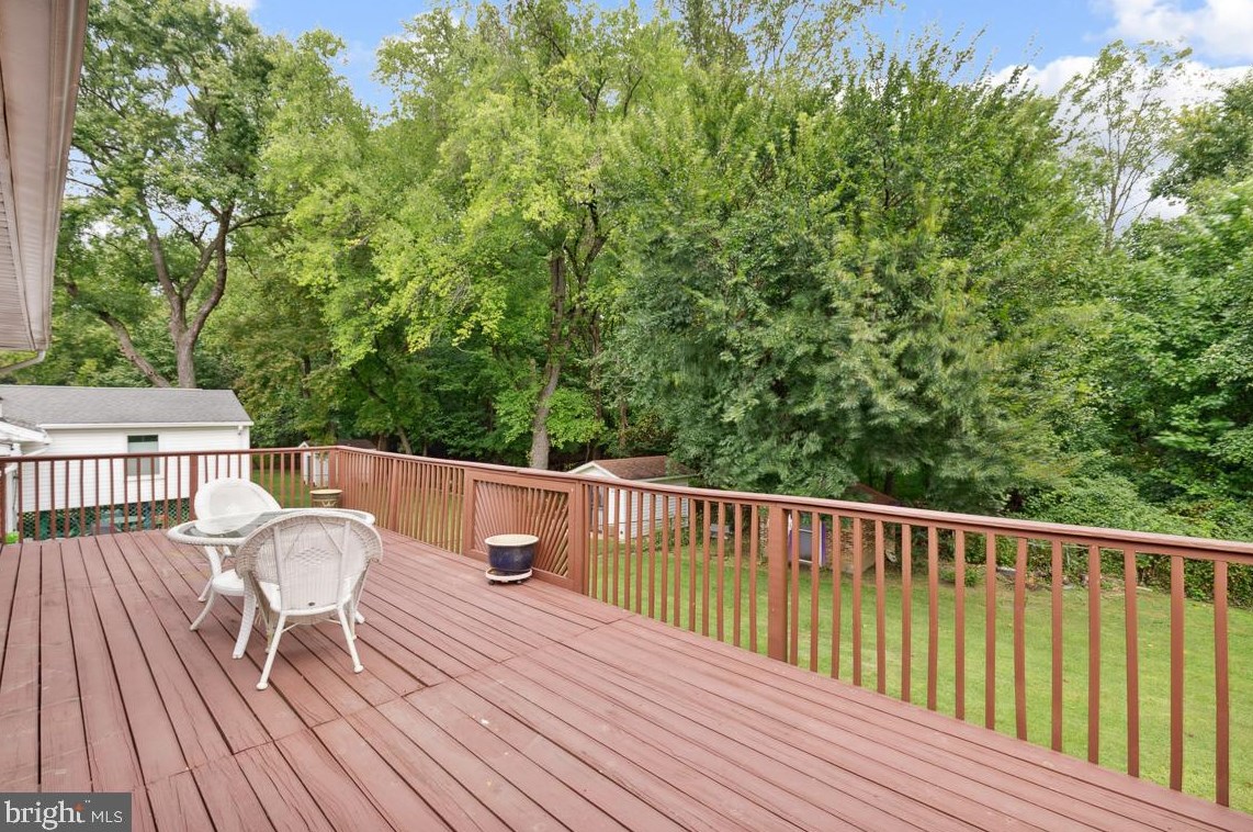 7916 Beechnut Rd, Capitol Heights MD 20743-4733 exterior