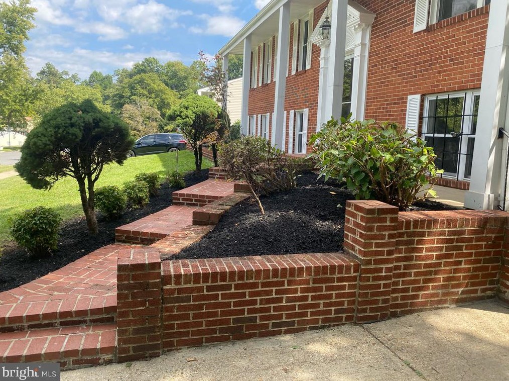 2207 Piermont Dr, Fort Washington, MD 20744-3416