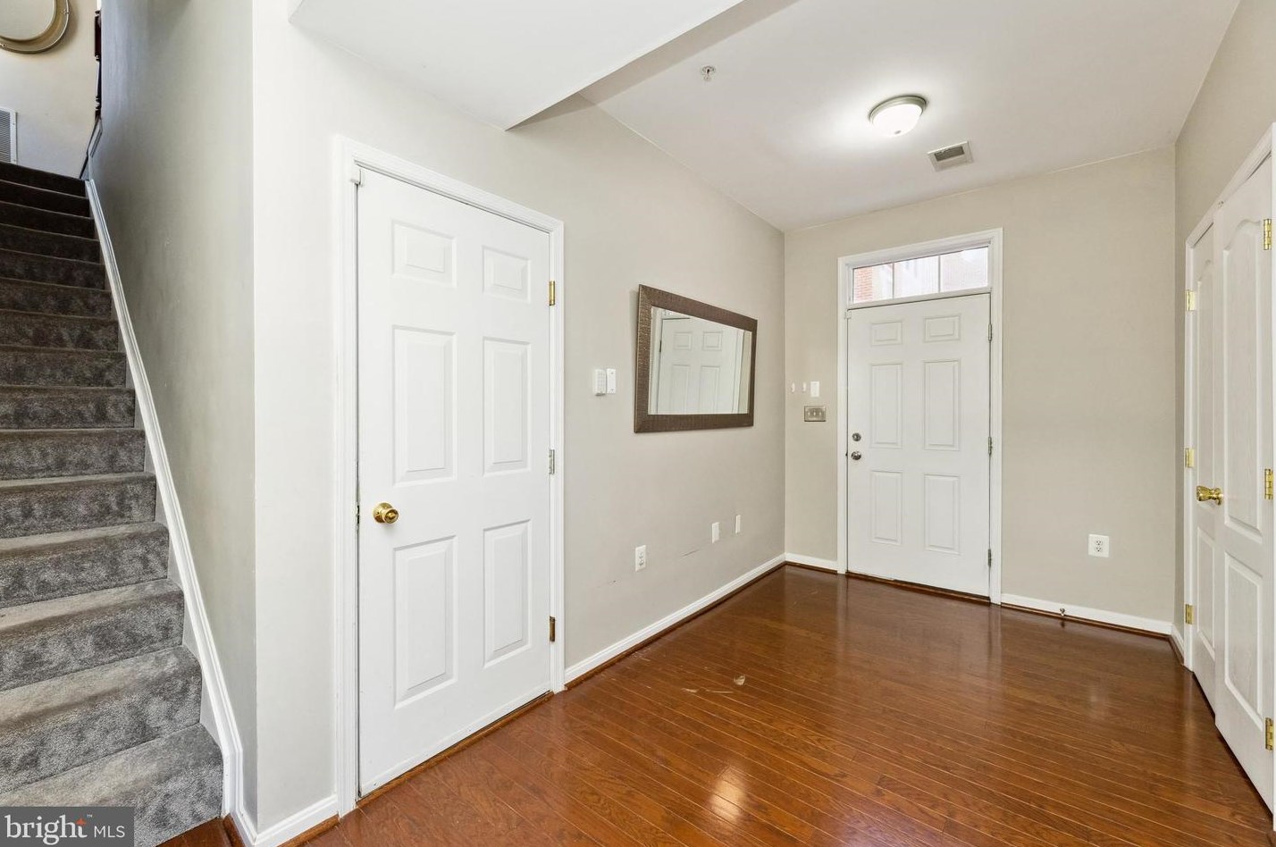 5621 Hartfield Ave, Suitland, MD 20746-4241