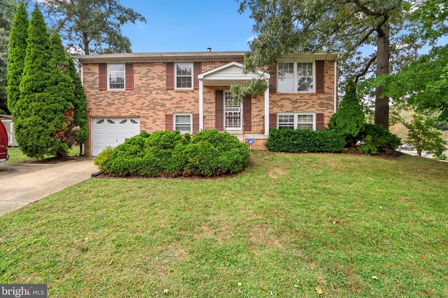 2706 Chris Ct, Fort Washington, MD 20744-2403