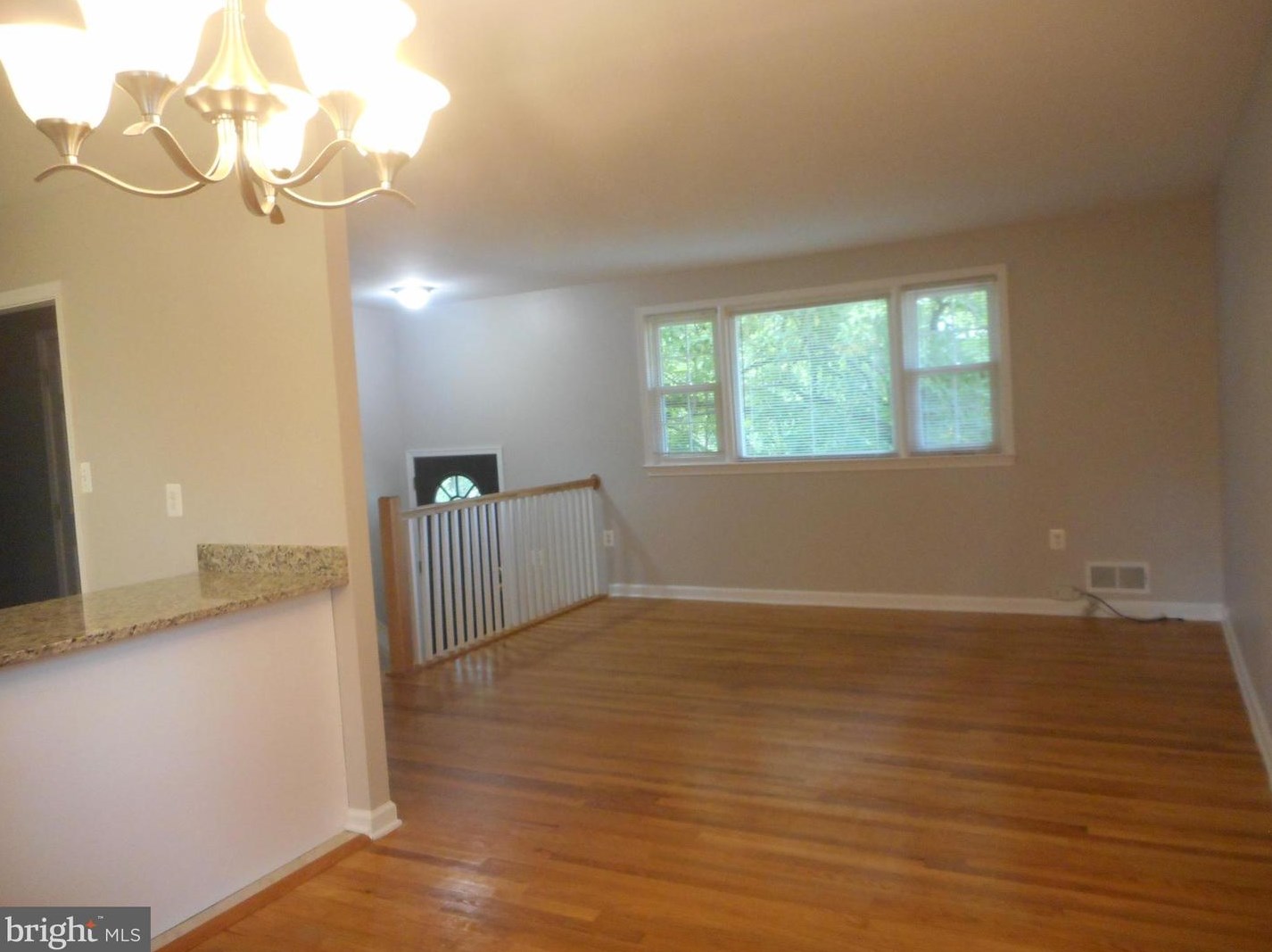 6813 Briarcliff Dr, Clinton, MD 20735-4004