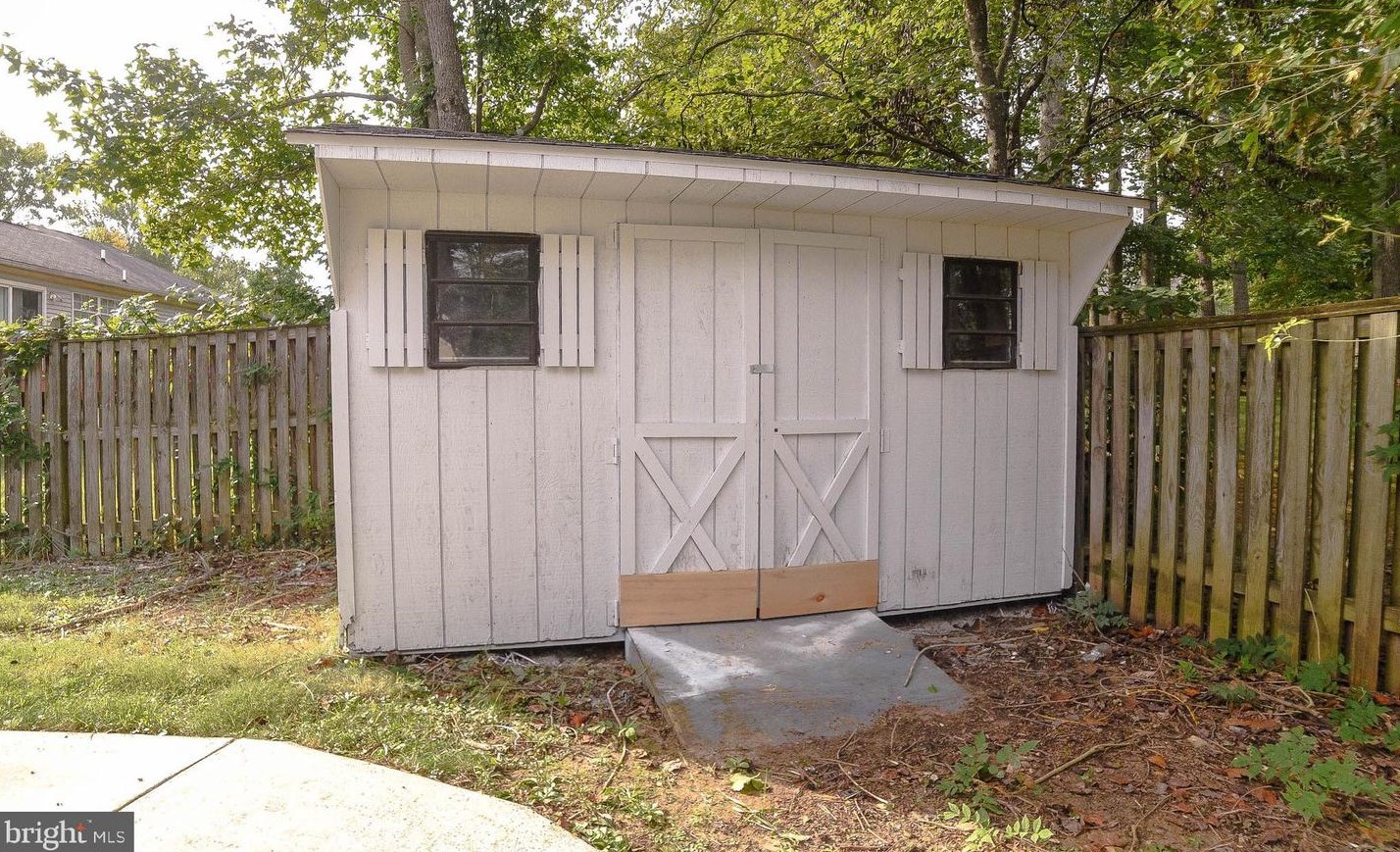 7605 Fox Hunt Ct, Clinton MD 20735-3063 exterior