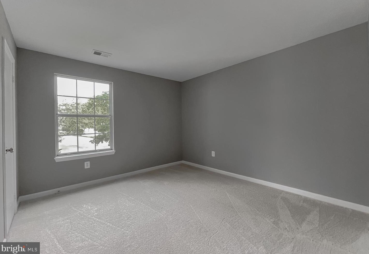 7605 Fox Hunt Ct, Clinton MD 20735-3063 exterior