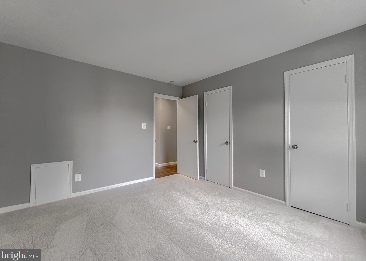 7605 Fox Hunt Ct, Clinton MD 20735-3063 exterior