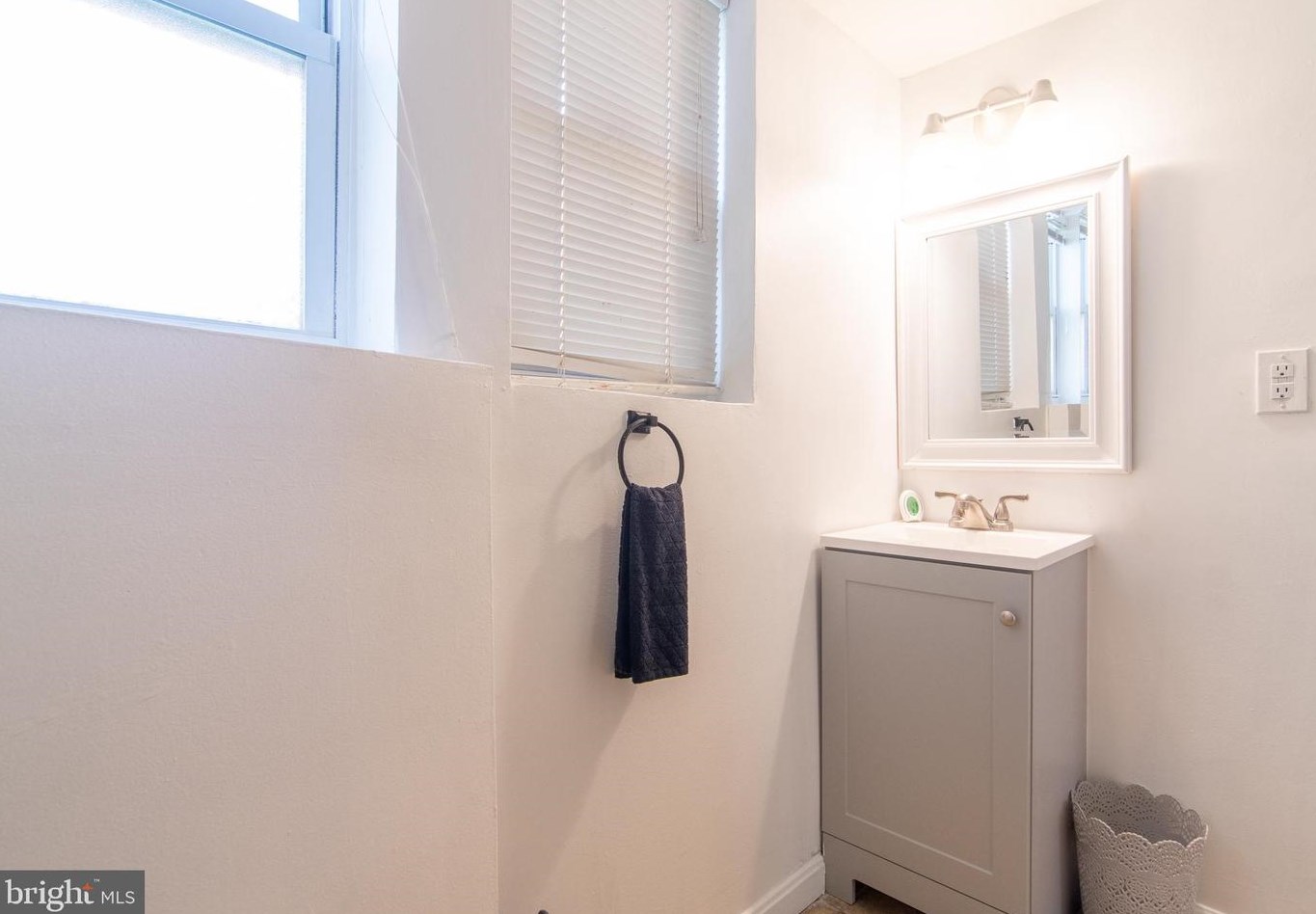 5020 Fable St, Capitol Heights MD 20743-4079 exterior