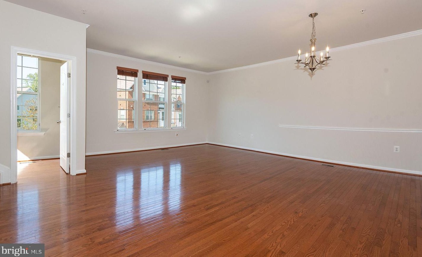 101 Gray St, Capitol Heights MD 20743-1213 exterior