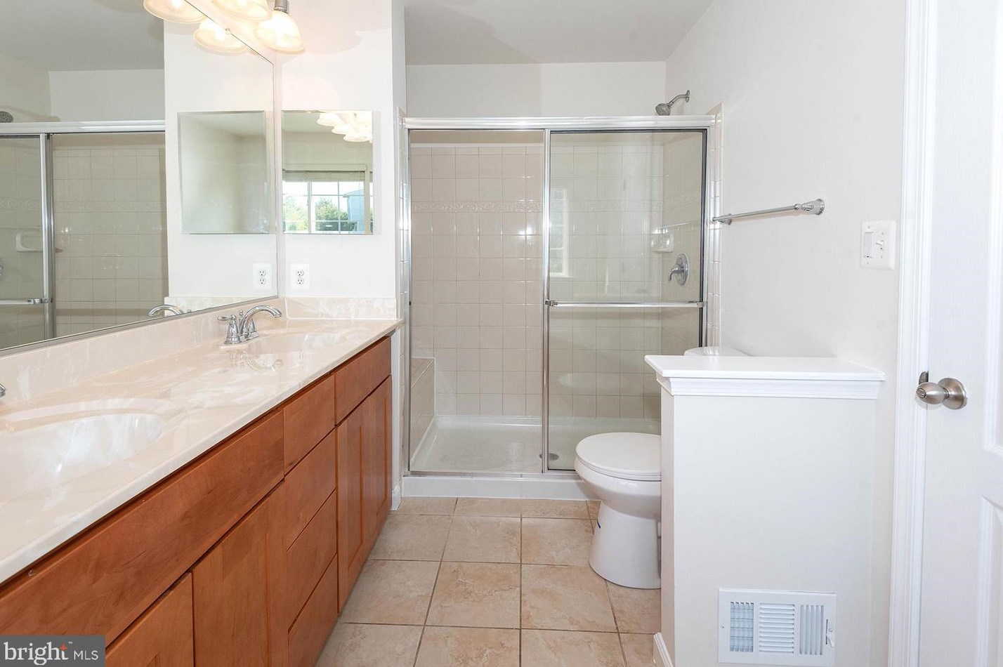 101 Gray St, Capitol Heights MD 20743-1213 exterior